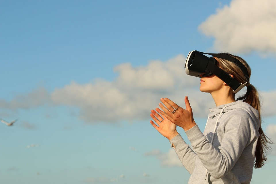 AUGMENTED REALITY